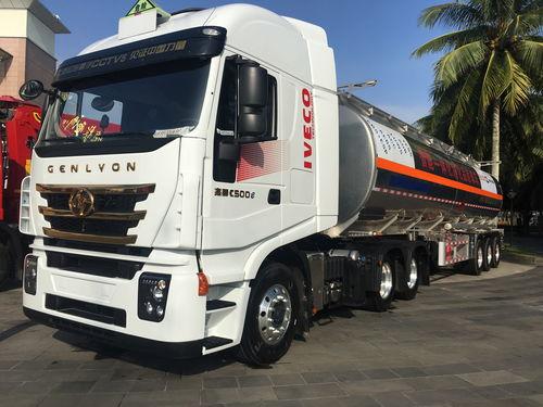 国产红岩卡车视频下载,视频下载呈现的强大动力与卓越性能