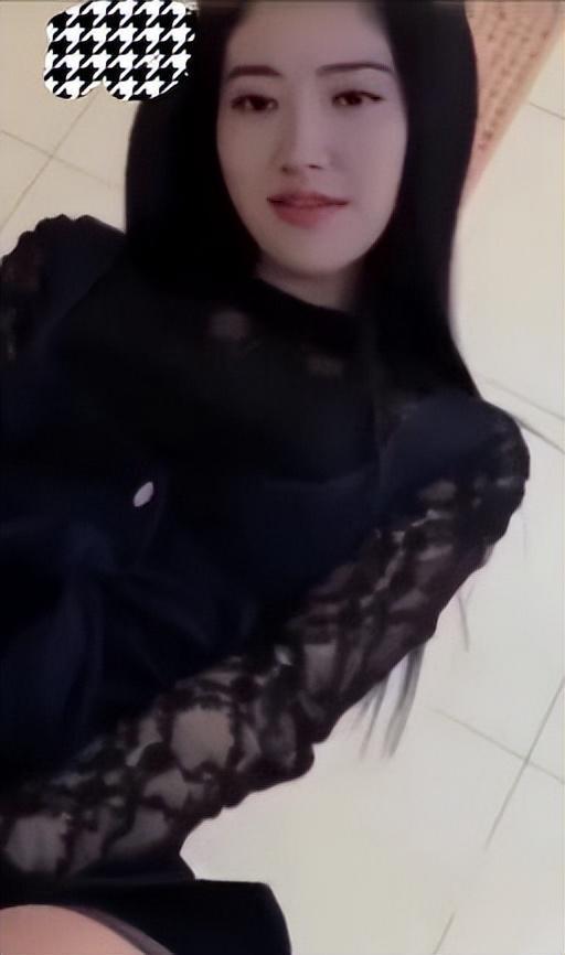 国产PANS私密视频拍